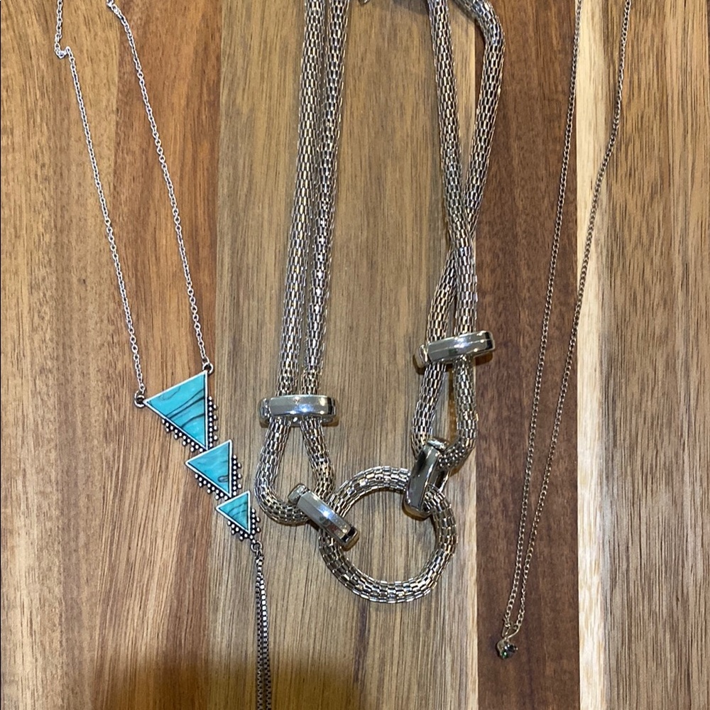 4/$20 bundle of 3 necklace